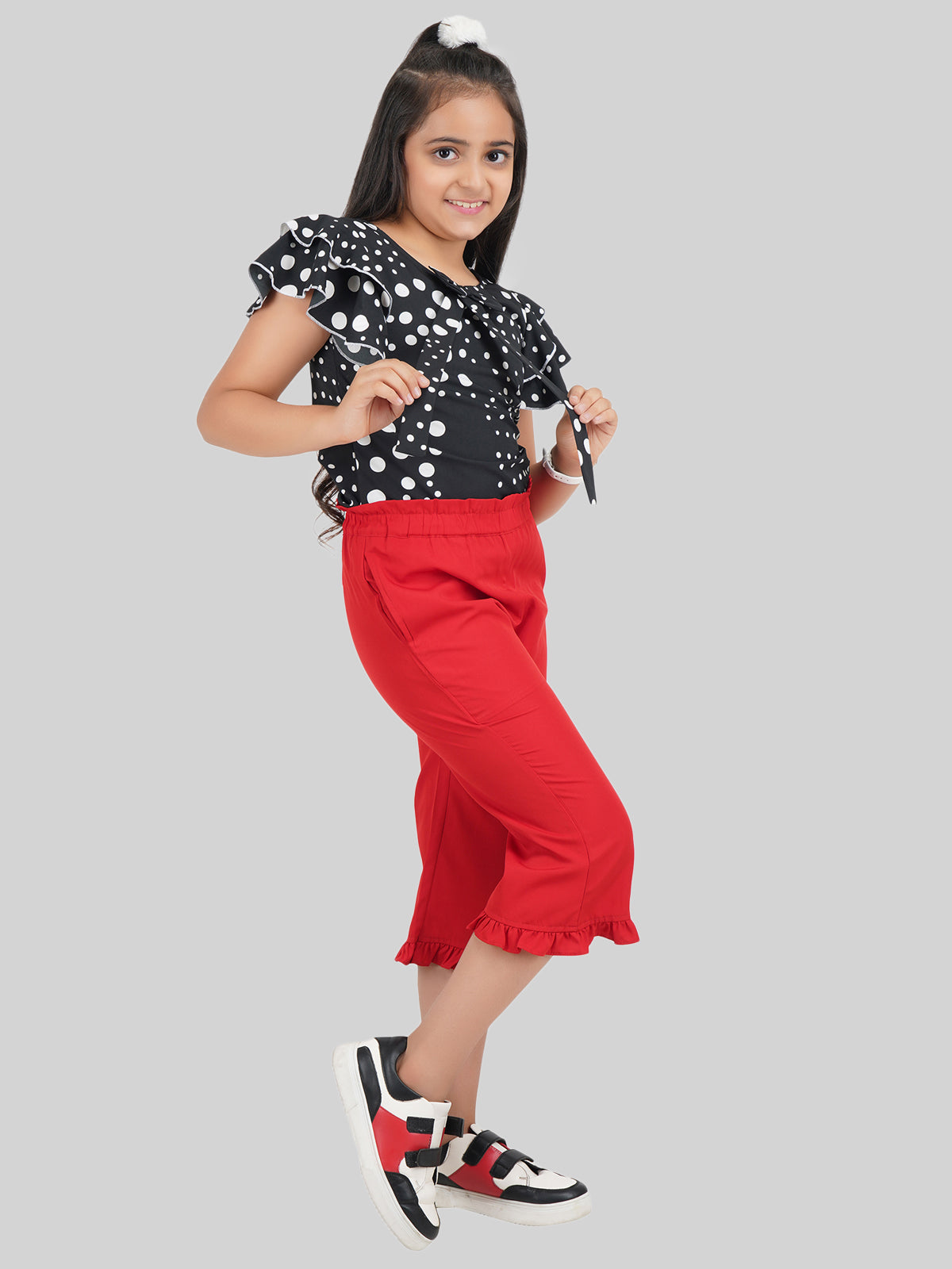 Girls Printed Top & Capris Co-Ord Set