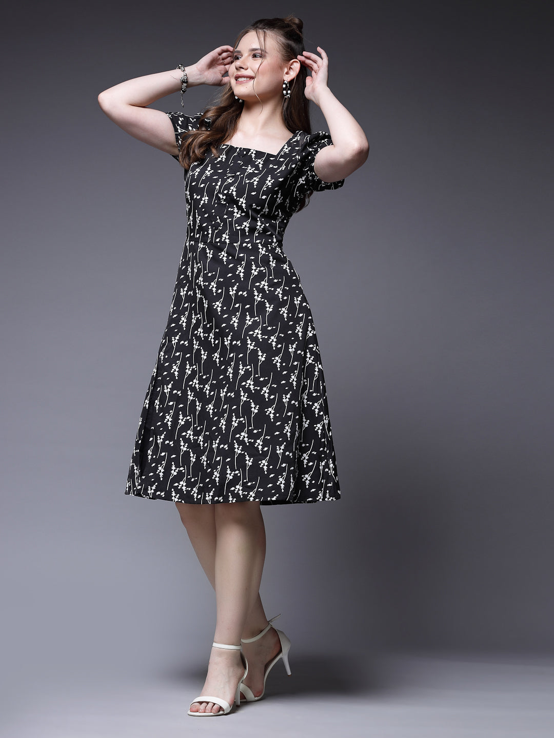 Women’s Abstract Print Puff Sleeve Cut-Outs A-Line Dress