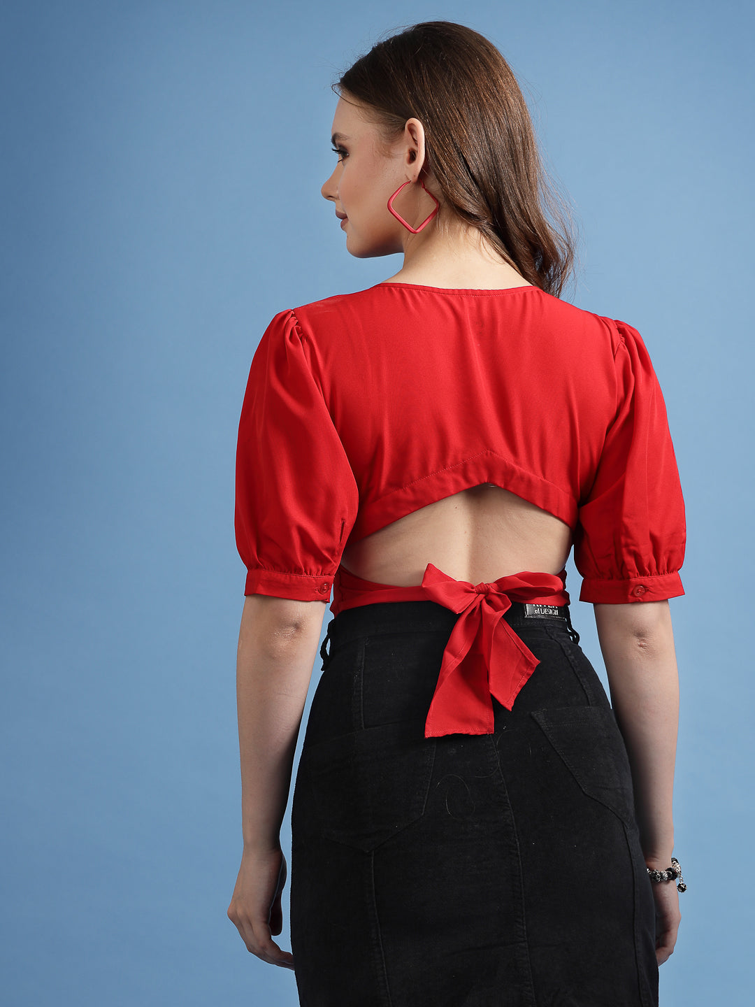 Women’s Solid Scoop Neck Top
