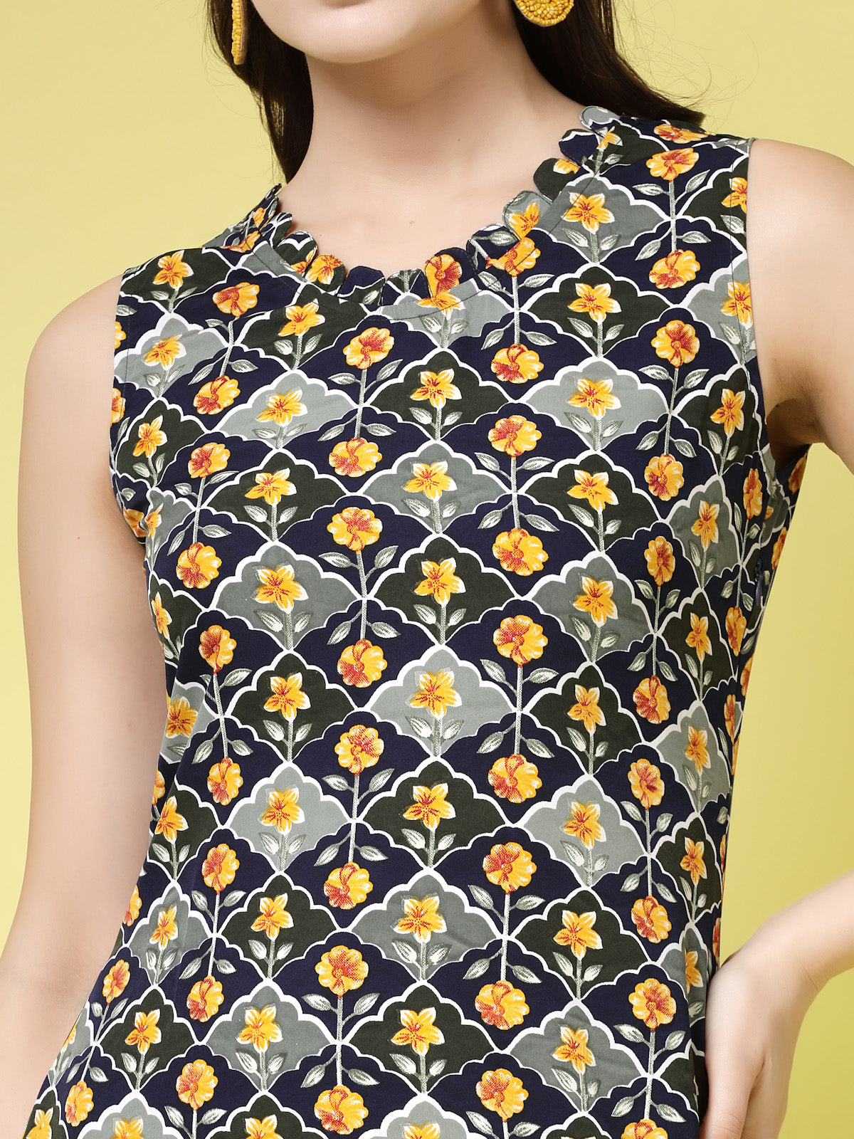 Women’s Floral Printed Sheath Dress