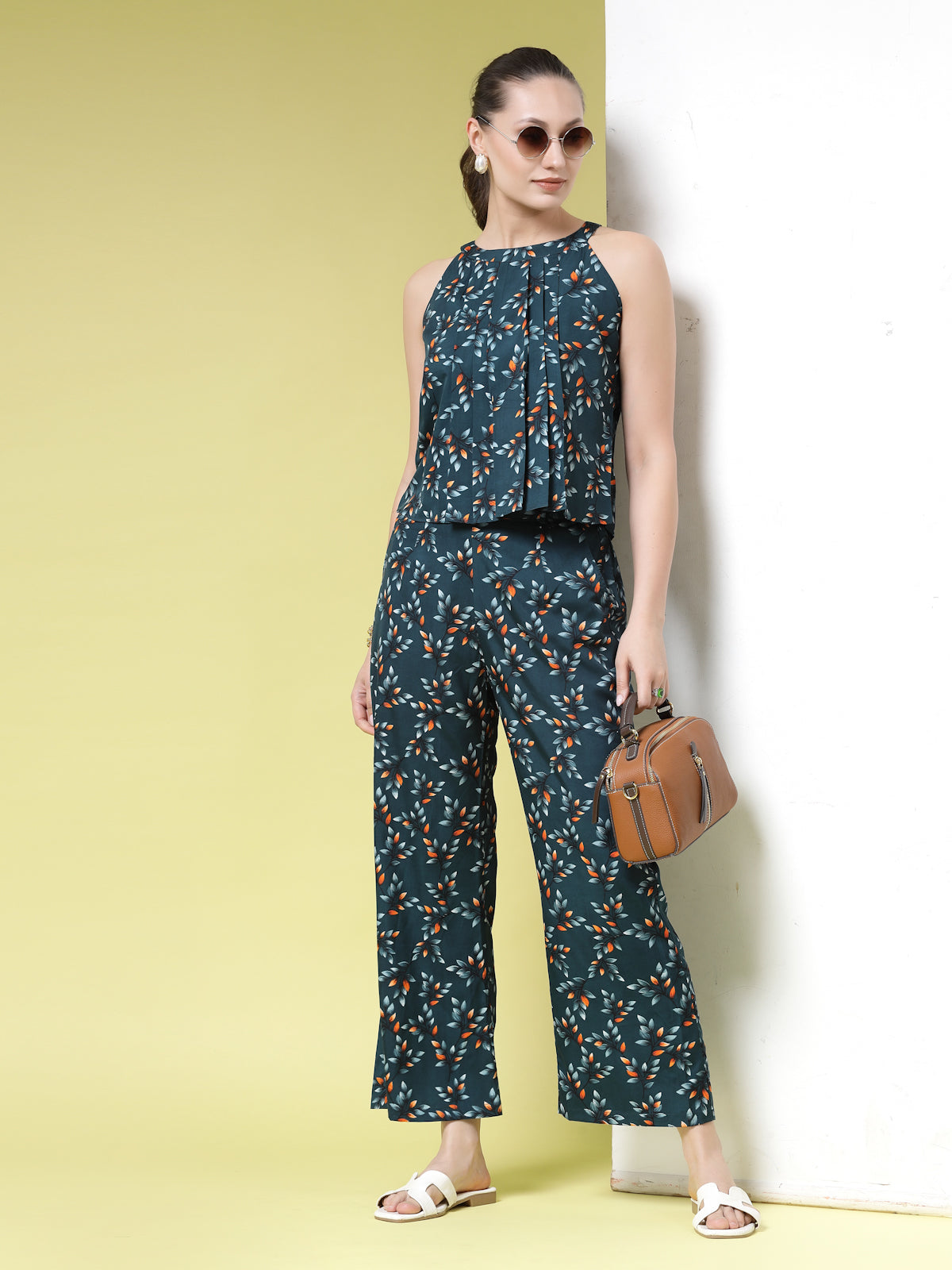 Women’s Printed Halter Sleeveless Neck Top & Palazzo