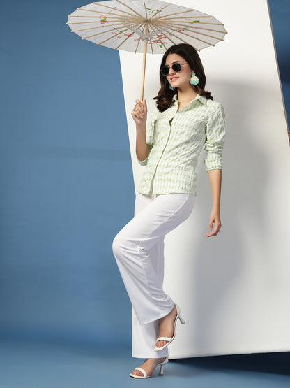 Women’s Checked Spread Collar Comfort Relaxed Fit Seersucker Shirt