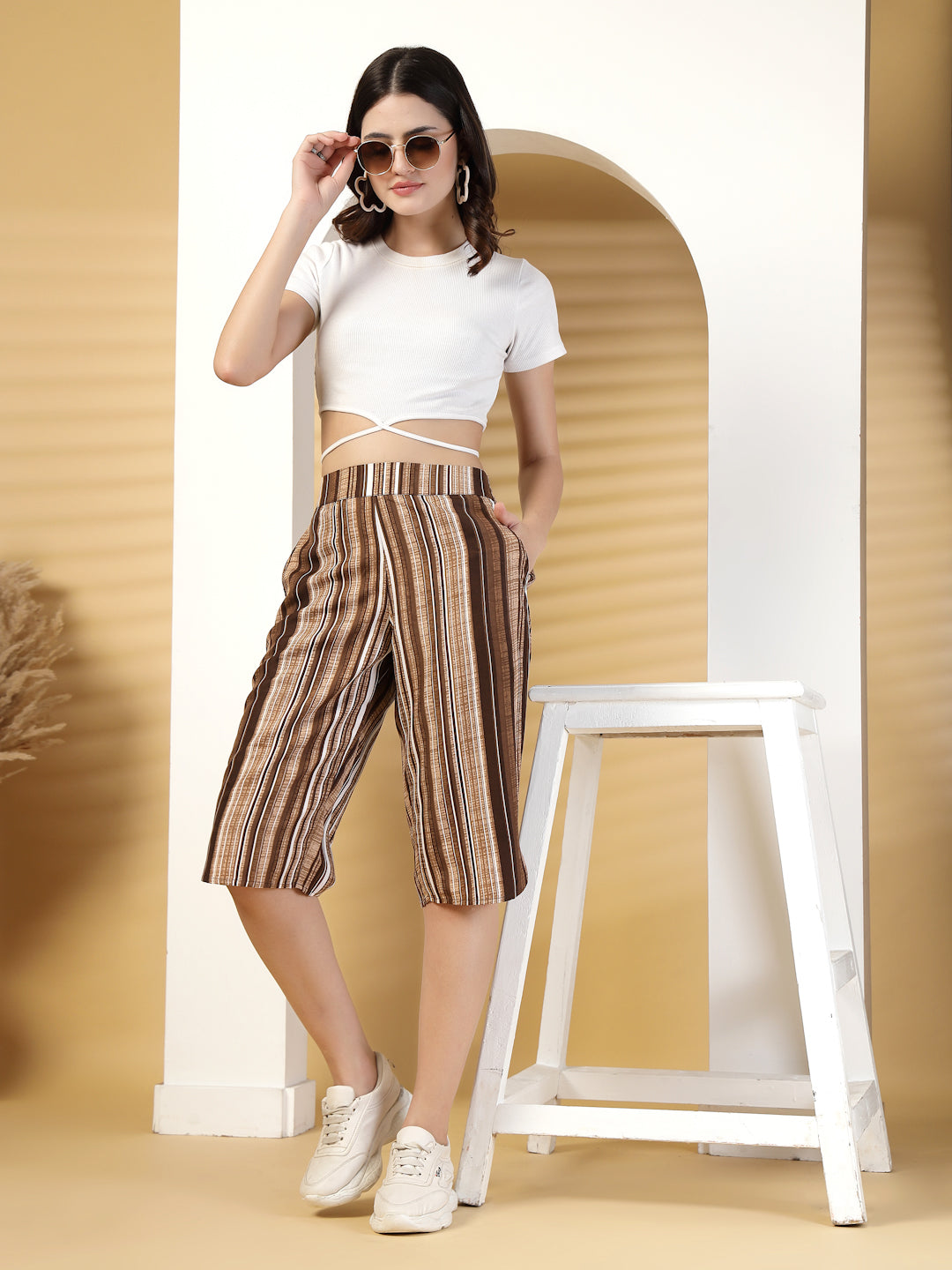 Women’s Striped Relaxed Fit Mid-Rise Capris