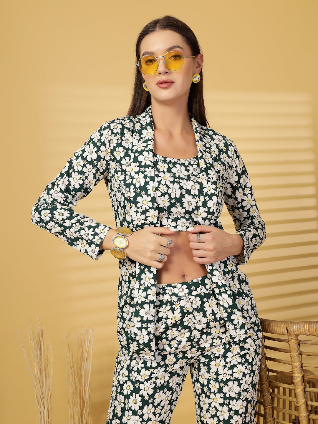 Women’s Floral Printed Comfort-Fit Pure Cotton Top & Trousers With Shrug