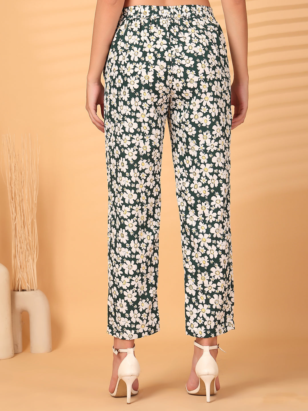 Being Naughty Women Floral Printed Straight Palazzos