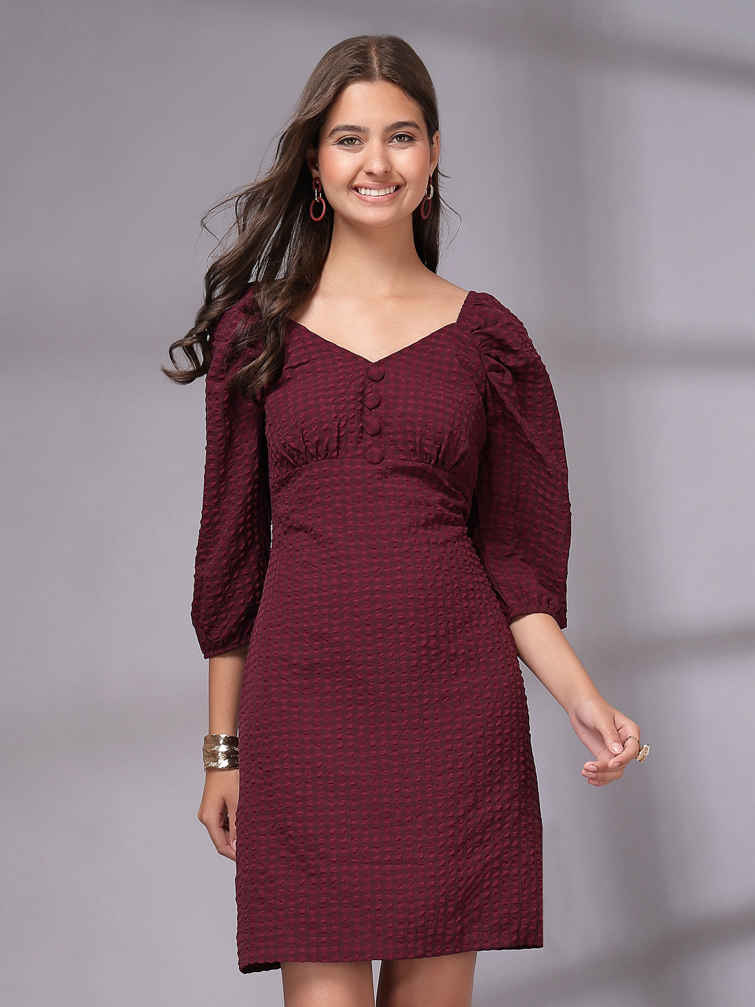 Women’s Casual Summer Bodycon Three-Quarter Sleeves Above Knee V-Neck New Basics Maroon Self Design Print Dress