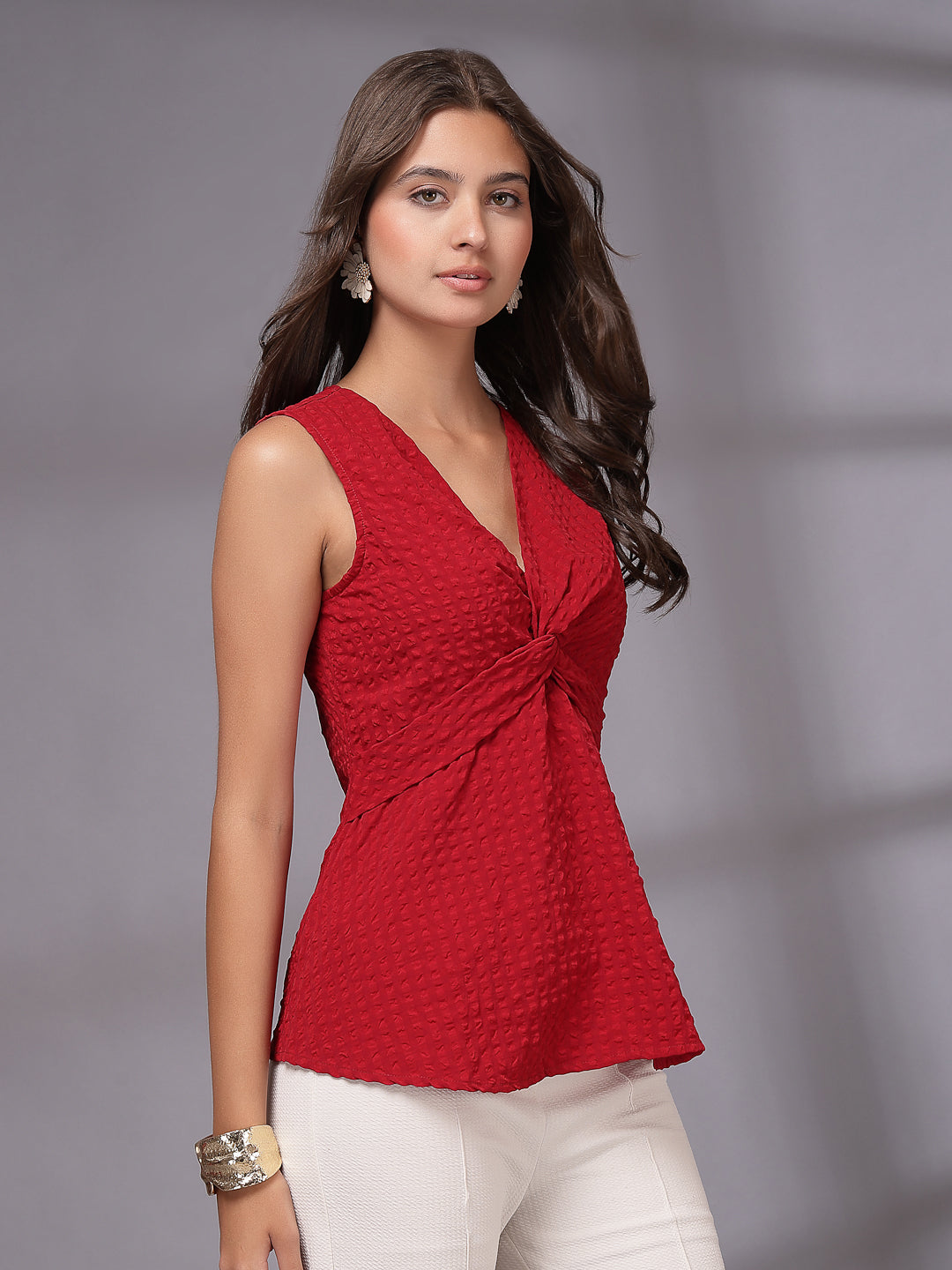 Women’s Twisted Top