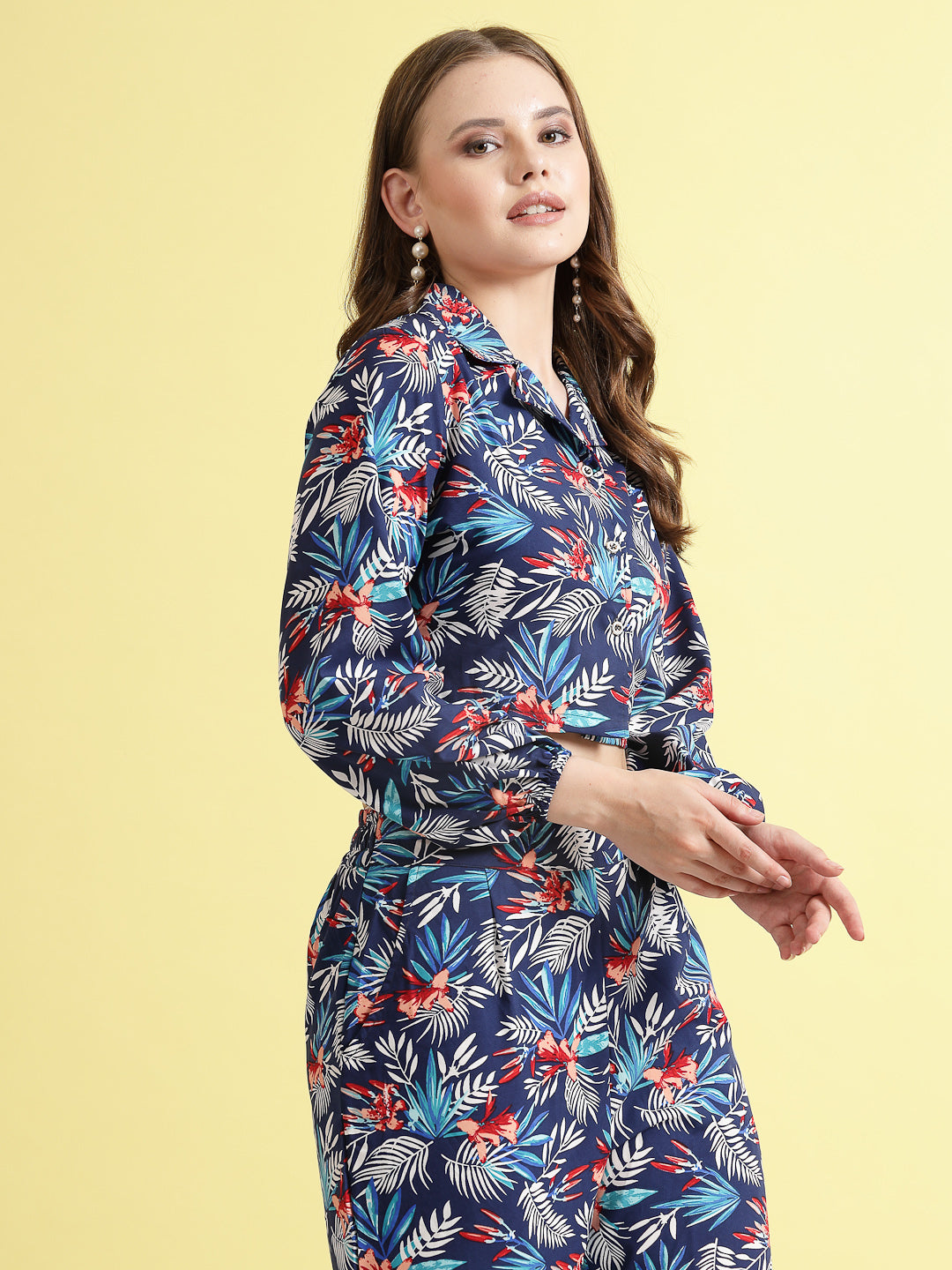 Women’s Floral Printed Lapel Collar Top